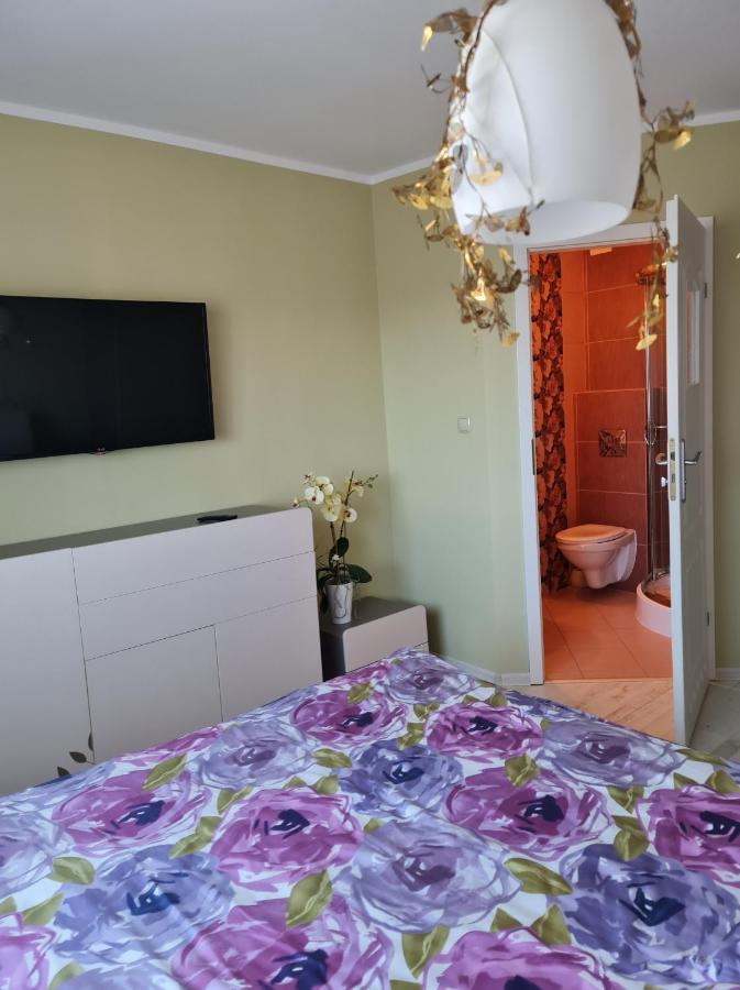 Koga Pokoje Goscinne Łeba Exterior foto
