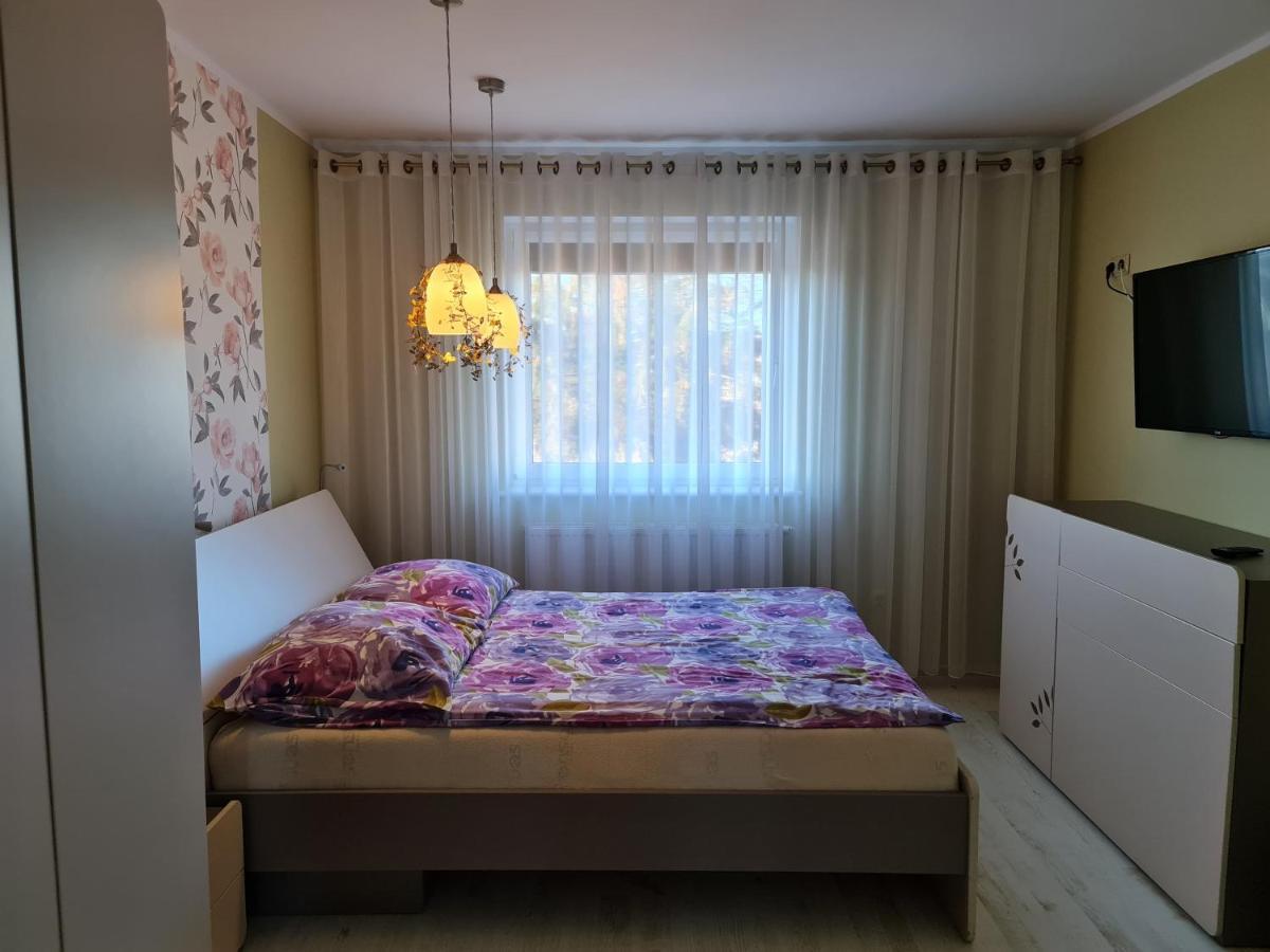 Koga Pokoje Goscinne Łeba Exterior foto