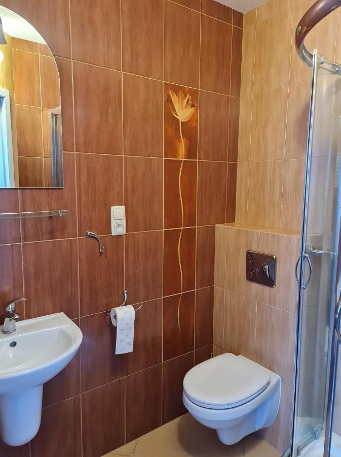 Koga Pokoje Goscinne Łeba Exterior foto